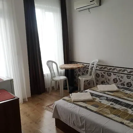 Pensjonat Miraj-md *
